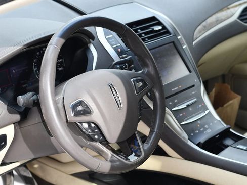 Used 2013 Lincoln MKZ image 14