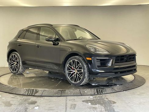 Used 2024 Porsche Macan S image 9