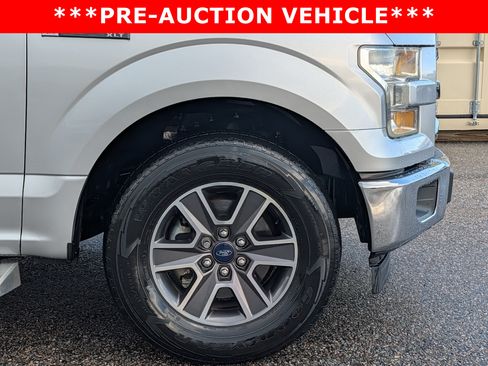 Used 2017 Ford F150 XLT RWD image 12