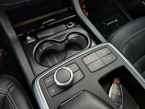 Used 2016 Mercedes-Benz GL 63 AMG 4MATIC image 13