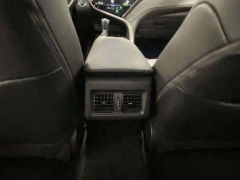 Used 2023 Toyota Camry XSE image 10