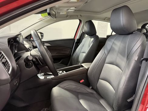 Used 2018 MAZDA MAZDA3 Grand Touring w/ Premium Equipment Package image 10