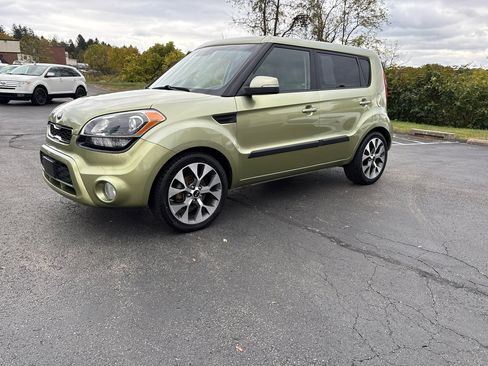 Used 2013 Kia Soul ! image 25