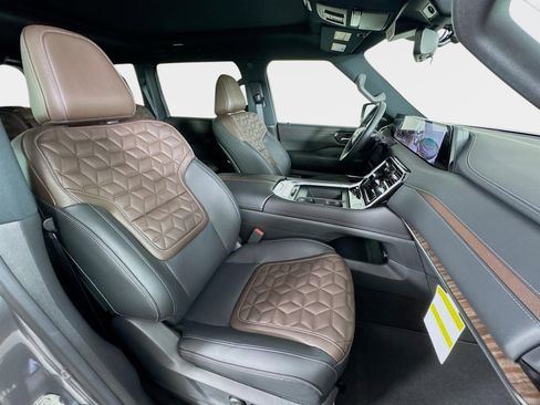 New 2026 Nissan Armada Platinum image 30