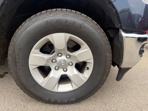 Used 2021 RAM 1500 Big Horn AWD/4WD image 12