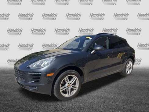 Used 2017 Porsche Macan AWD/4WD image 5