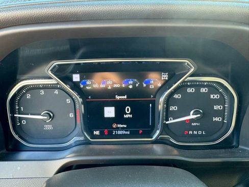 Used 2021 GMC Sierra 1500 Denali w/ Denali Premium Package AWD/4WD image 17