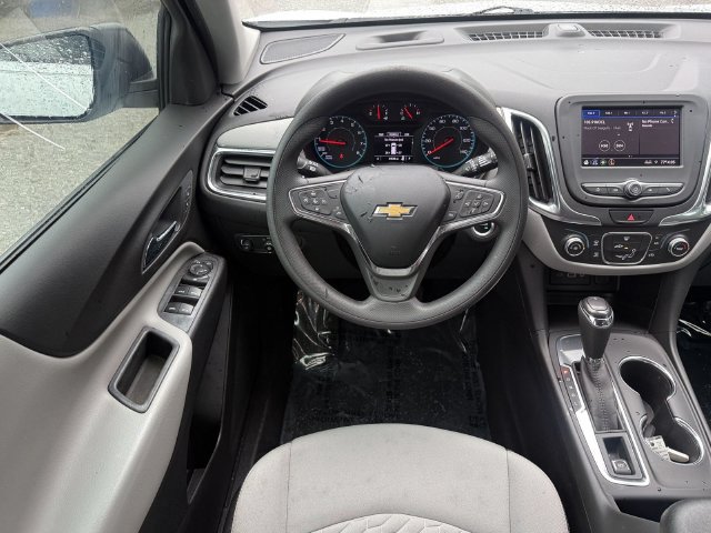 Used 2021 Chevrolet Equinox LS FWD image 15