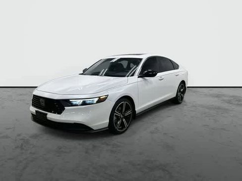 Used 2025 Honda Accord Sport image 7