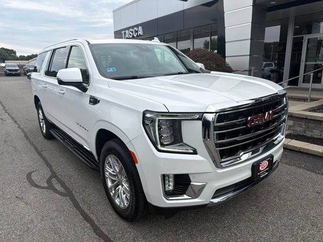 Used 2023 GMC Yukon XL SLT w/ SLT Premium Package AWD/4WD image 1
