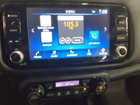 Used 2021 Nissan Kicks SR w/ SR Premium Package FWD image 25