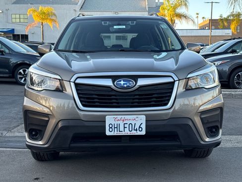 Used 2019 Subaru Forester Premium image 3
