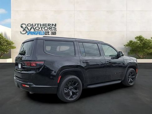 Used 2025 Jeep Wagoneer Series II w/ Convenience Group I AWD/4WD image 5