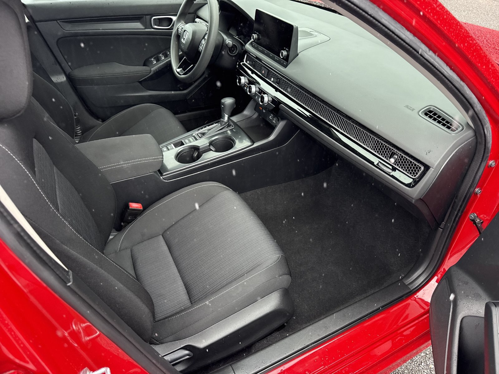 Used 2023 Honda Civic LX image 25