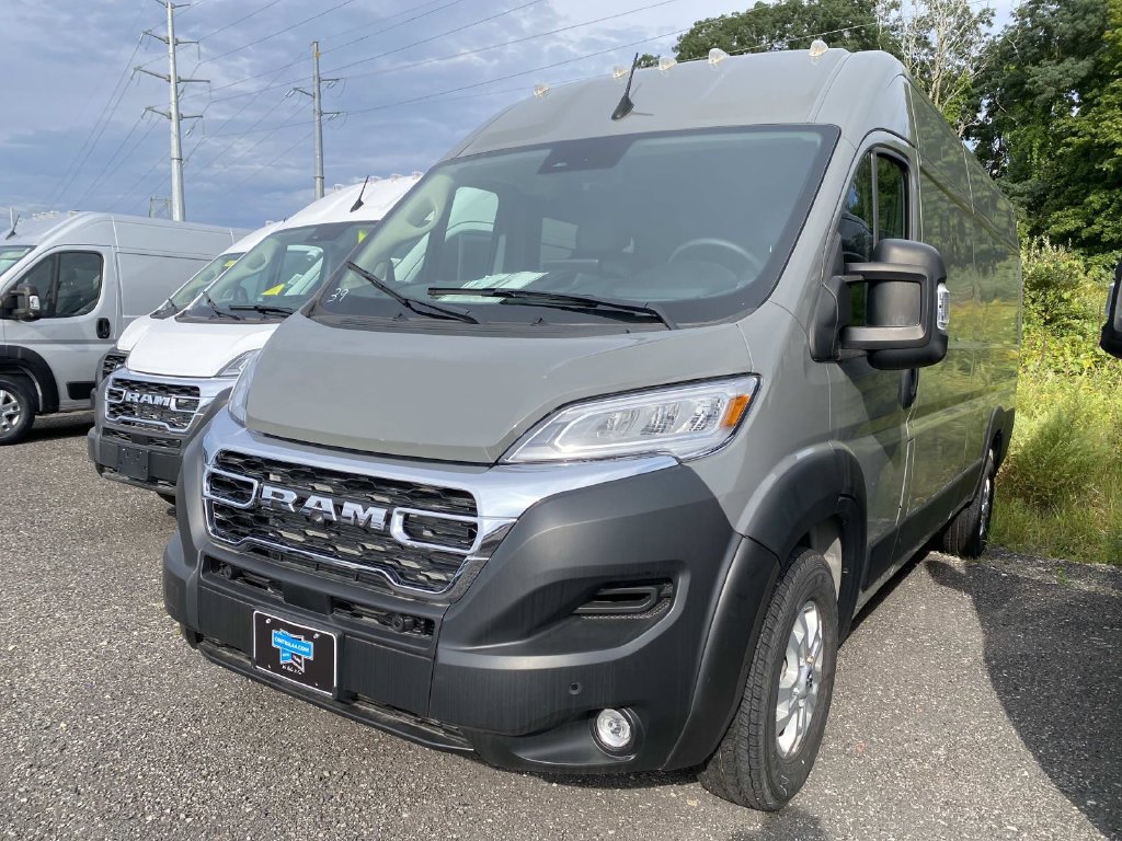 Used 2025 RAM ProMaster 3500 w/ Quick Order Package 22H SLT+ FWD image 3