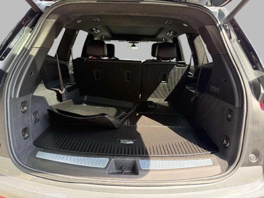Certified 2025 Cadillac XT6 Premium Luxury w/ Platinum Package AWD/4WD image 17