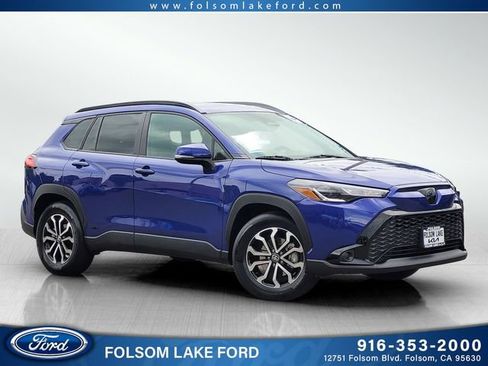Used 2024 Toyota Corolla Cross AWD Hybrid w/ Moonroof Package image 1