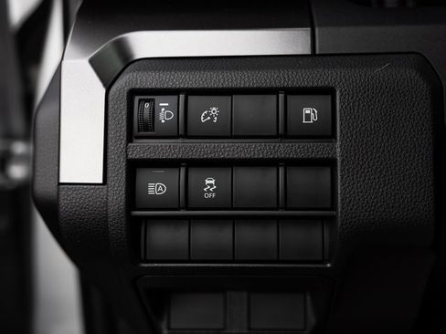 Used 2025 Toyota 4Runner SR5 image 23