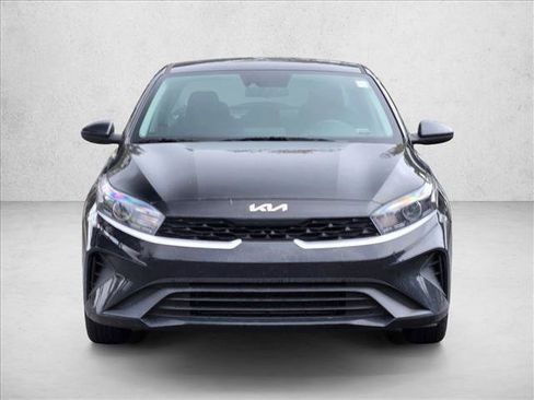 Used 2024 Kia Forte LX image 2