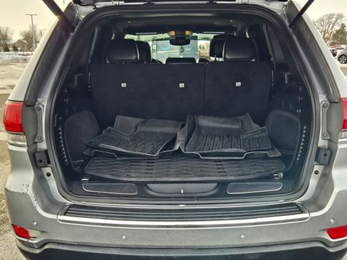 Used 2018 Jeep Grand Cherokee Limited image 13