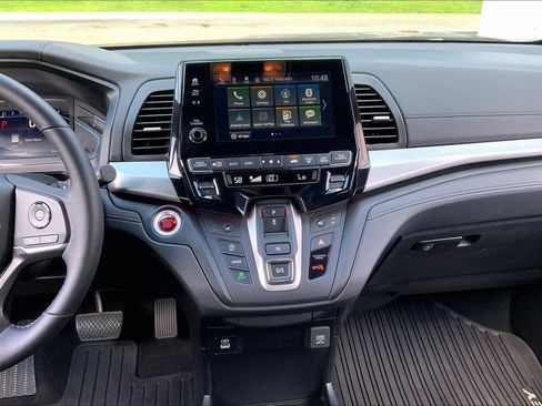 Used 2024 Honda Odyssey Sport image 6
