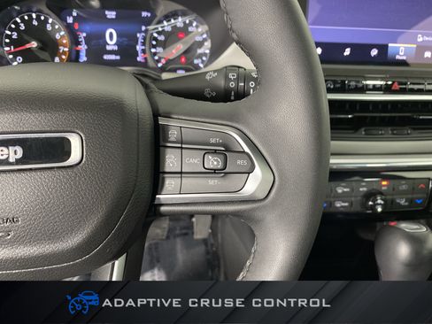 Used 2023 Jeep Compass Limited w/ Sun and Sound Group AWD/4WD image 24