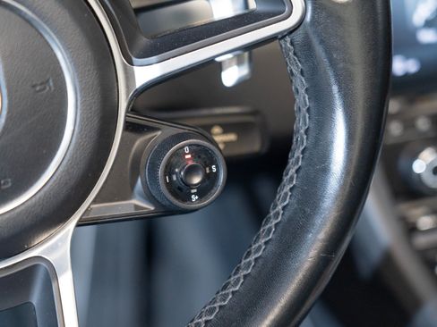 Certified 2019 Porsche 911 Targa 4S AWD/4WD image 22