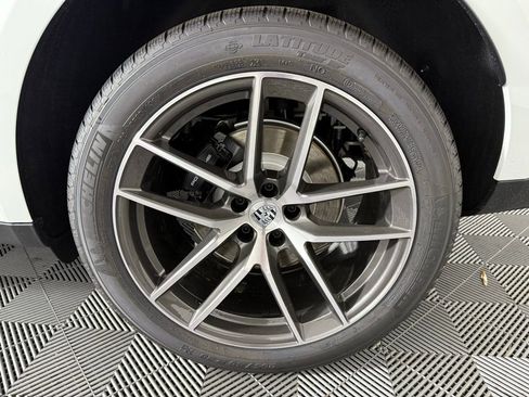 New 2025 Porsche Macan Turbo image 12