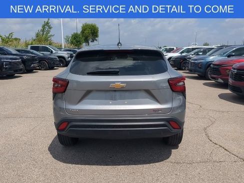 Certified 2024 Chevrolet Trax LS FWD image 6