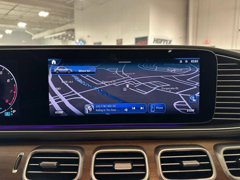 Used 2024 Mercedes-Benz GLE 350 4MATIC image 32