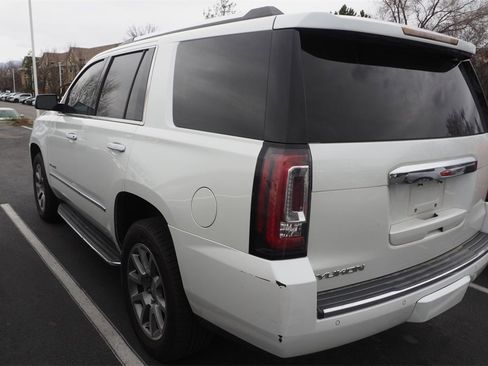 Used 2016 GMC Yukon Denali image 4