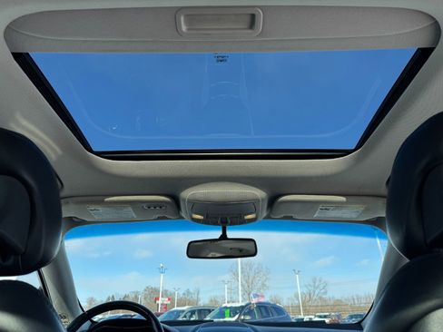 Used 2015 Lincoln MKZ 4dr Sdn FWD w/ Equipment Group 102A Reserve image 21