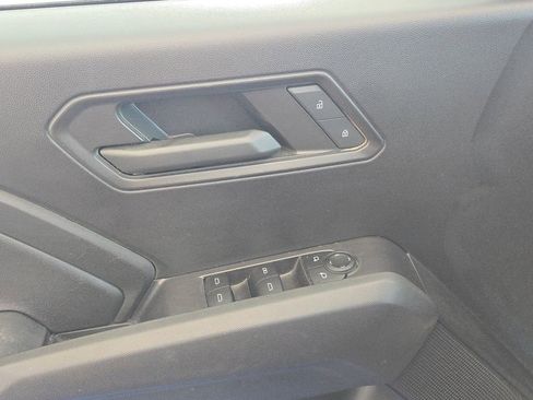 Used 2023 Chevrolet Colorado Trail Boss w/ Technology Package image 12