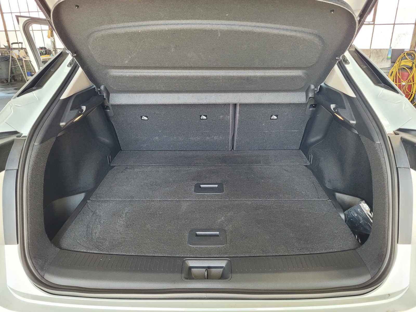 Certified 2024 Nissan Ariya FWD image 19