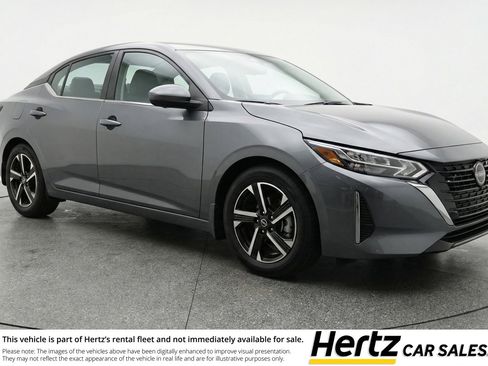 Used 2025 Nissan Sentra SV FWD image 1