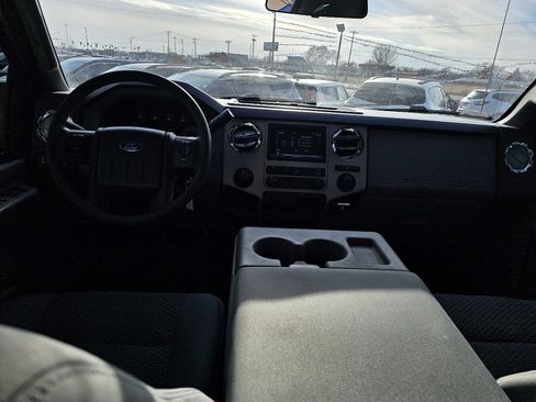 Used 2015 Ford F250 XLT image 3