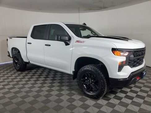 New 2026 Chevrolet Silverado 1500 Custom Trail Boss AWD/4WD image 2