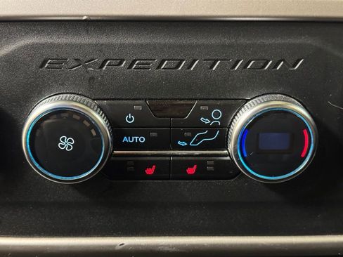 Used 2024 Ford Expedition Max Limited image 20