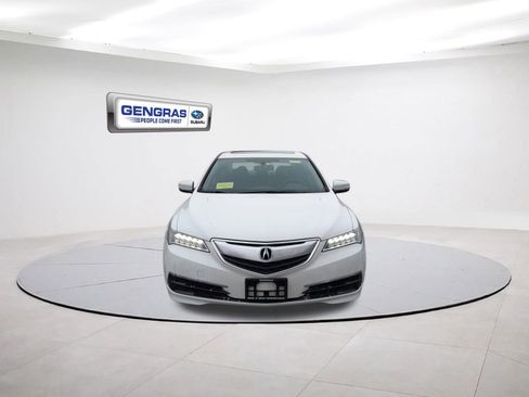 Used 2016 Acura TLX V6 image 2
