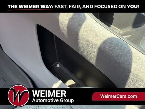 Used 2022 GMC Terrain SLT AWD/4WD image 40