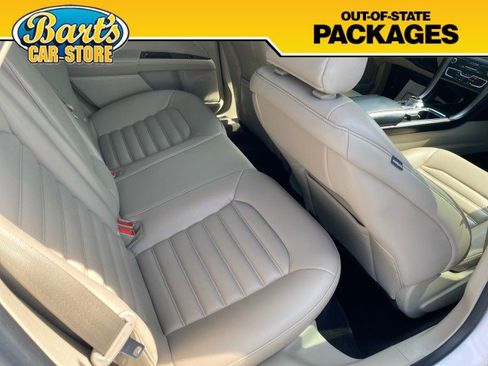 Used 2019 Ford Fusion SEL FWD image 11