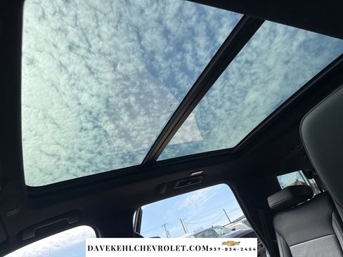 Used 2023 Chevrolet Tahoe LT w/ Luxury Package image 25