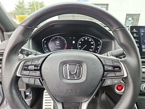 Certified 2018 Honda Accord Sport image 19