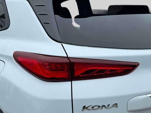 Used 2021 Hyundai Kona Ultimate w/ Cargo Package AWD/4WD image 10