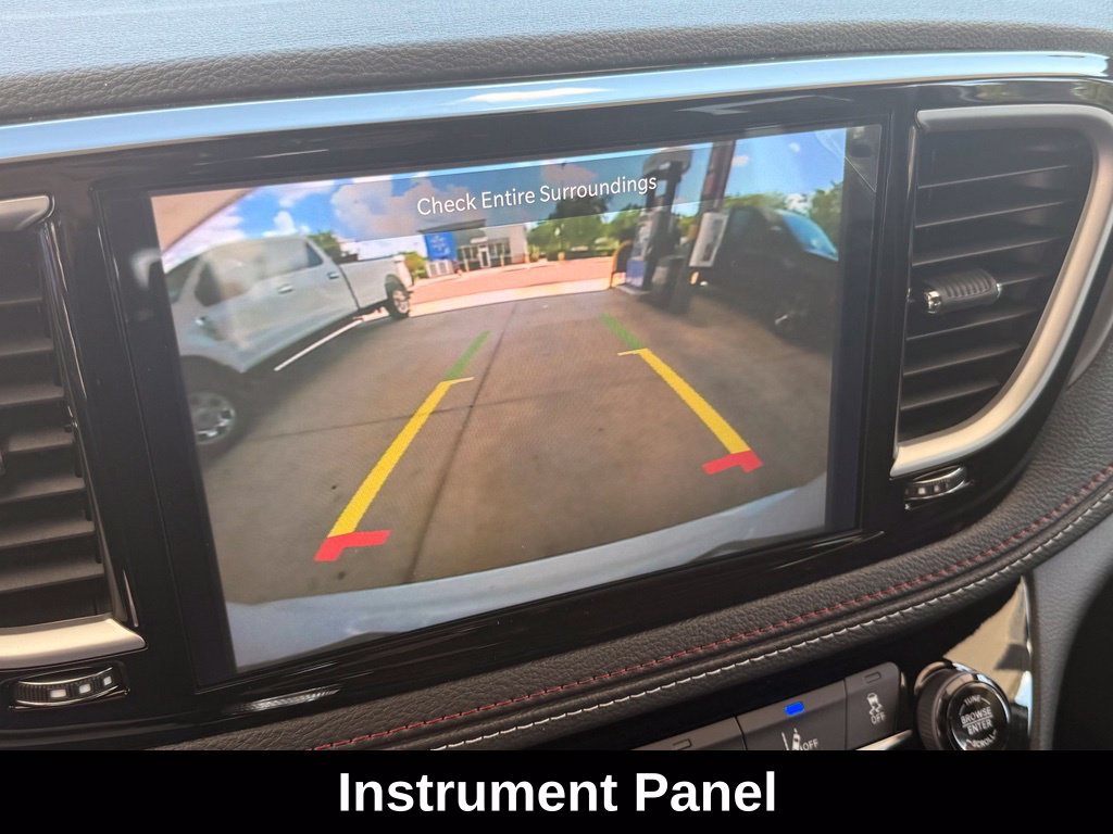 New 2027 Chrysler Pacifica Select FWD image 13