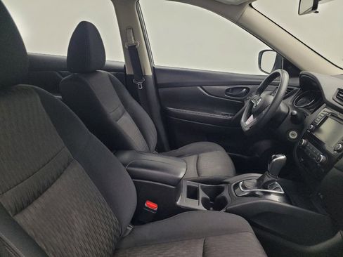 Used 2020 Nissan Rogue S AWD/4WD image 21