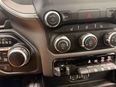 Used 2024 RAM 1500 Big Horn AWD/4WD image 21