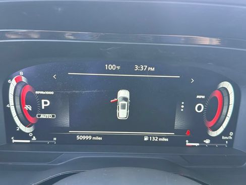 Used 2024 Nissan Pathfinder Platinum w/ Cargo Package AWD/4WD image 16