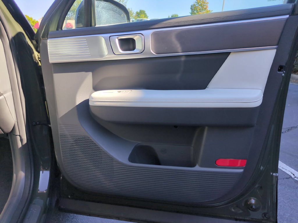 Used 2026 Hyundai Santa Fe SEL FWD image 33