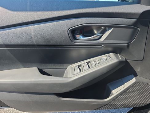 Used 2024 Honda Accord LX image 24